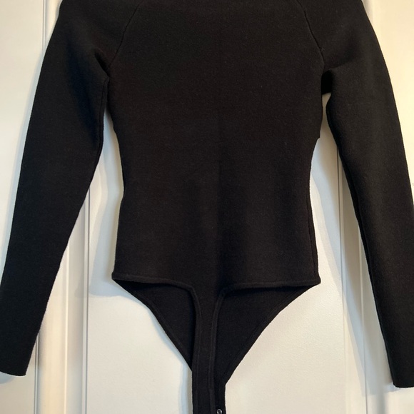 ABERCROMBIE BODYSUIT - XS - BLACK - Picture 3 of 4